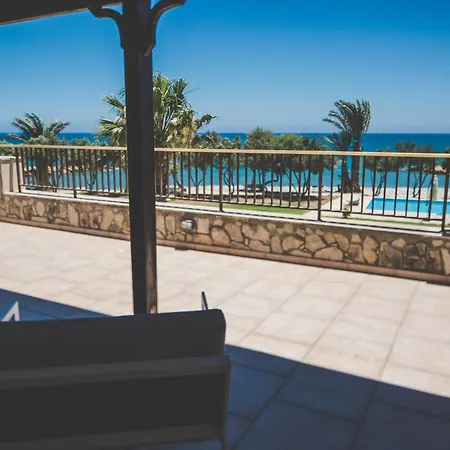 Elya Luxury Lägenhetshotell 4*