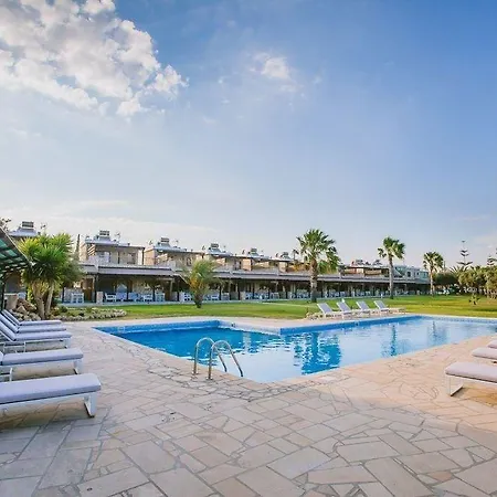 Elya Luxury Hotel apartamentowy 4*