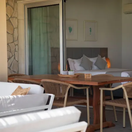 Elya Luxury Апарт-отель 4*