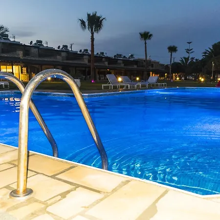 إيليا بيتش لكجري سويتس