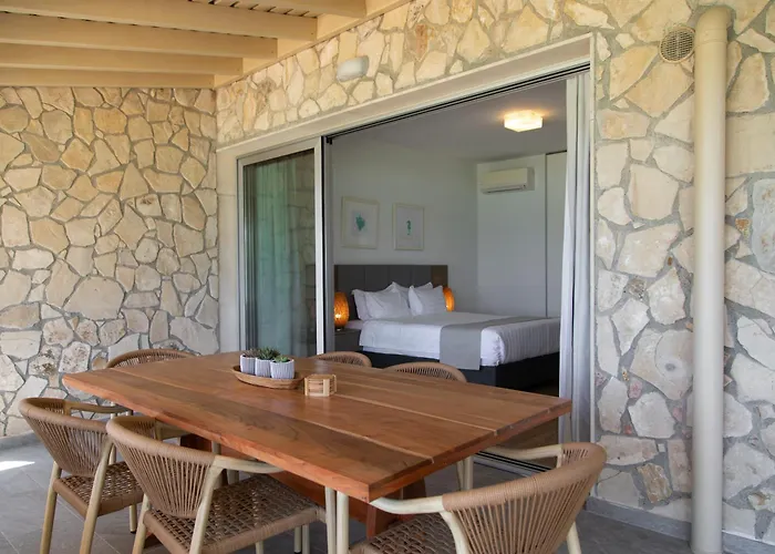 Elya Luxury Aparthotel