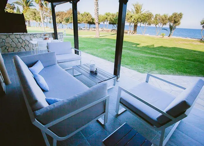 Elya Luxury Agios Theodoros