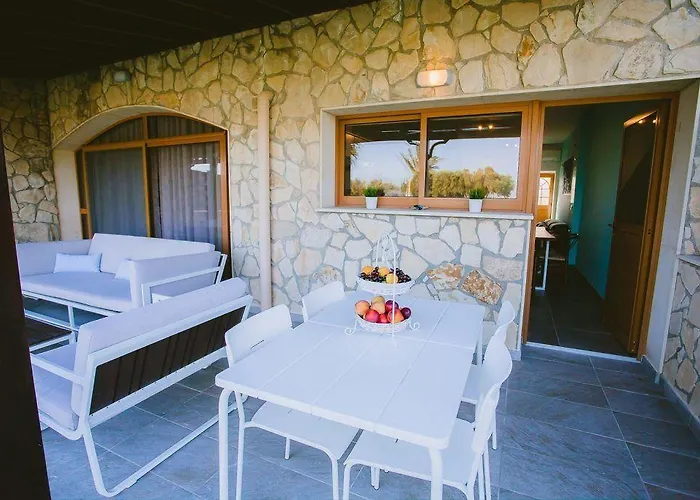 Elya Luxury Апарт-отель 4*