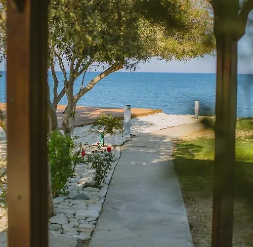 Elya Luxury Agios Theodoros